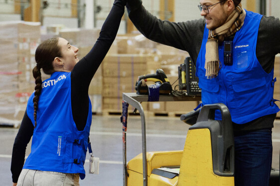 logistics pictures 2